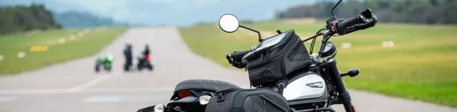 Motorrad-Tankrucksäcke für Reisekomfort zu günstigen Preisen